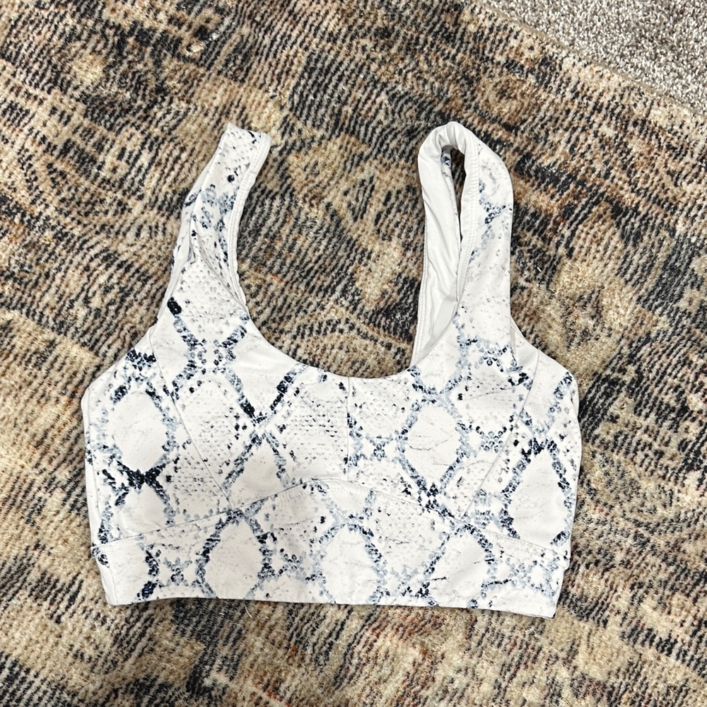 Varley White and Blue Snake Print Patterned Sports Bra